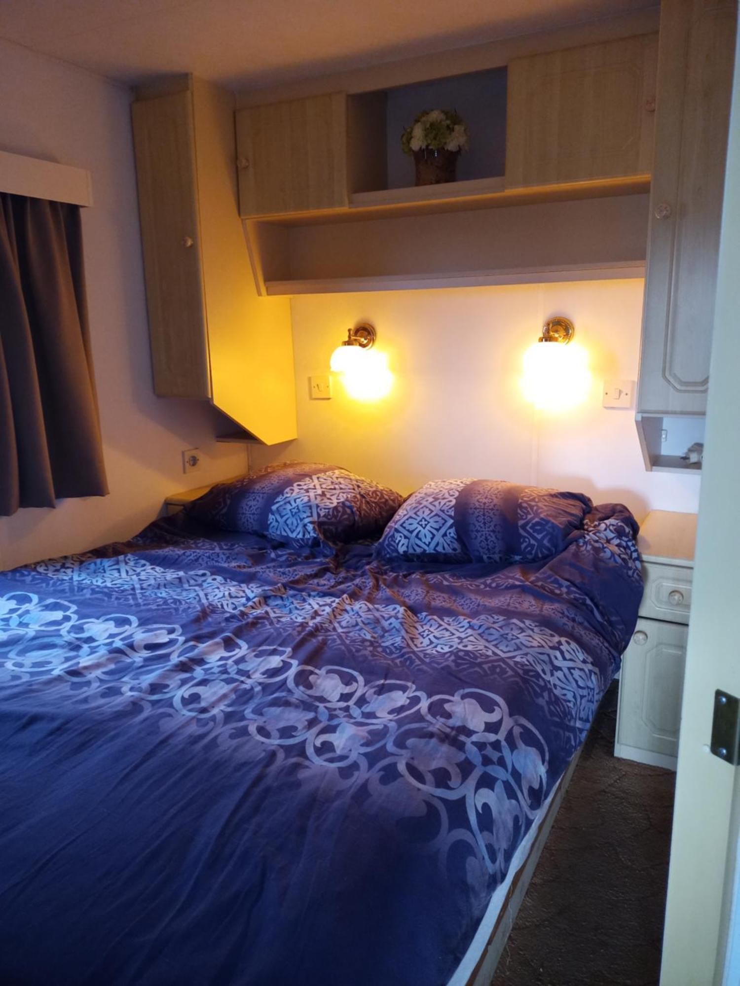 De Boerenskuur..Chalet.. Assendelft ภายนอก รูปภาพ